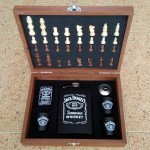 Кутия шах Джак Даниелс с чаши и запалка